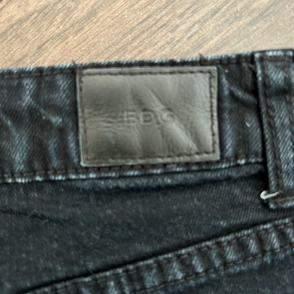 BDG black high waisted jean shorts - Picture 4 of 4